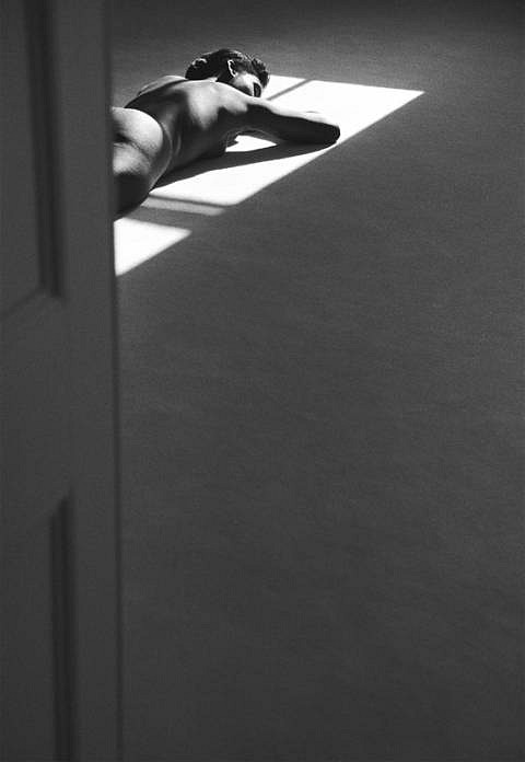 Robert Farber, Bonnie on the Floor, Edition of 10, 1990
fine art paper pigment print, 40 x 30 in. (101.6 x 76.2 cm)
RF131013