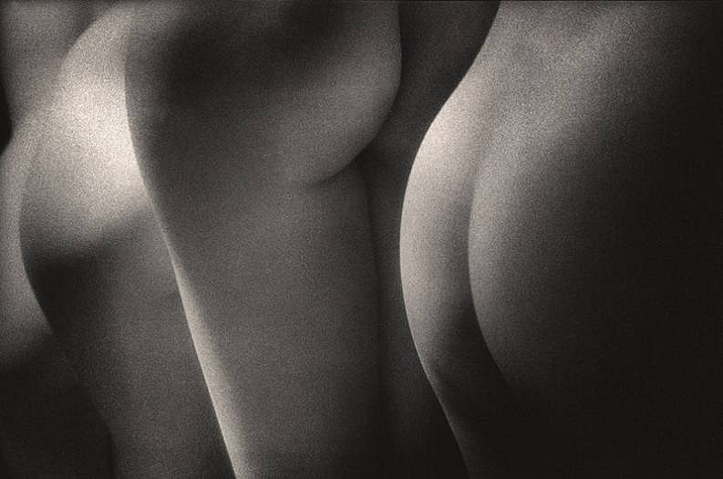 Robert Farber, Four Behinds, Edition of 25, 1979
fine art paper pigment print, 30 x 40 in. (76.2 x 101.6 cm)
RF131005