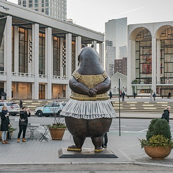 Hippo Ballerina by Bjorn Skaarup - Dante Park NYC&nbsp;