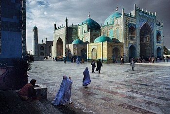 Work: Steve McCurry Hazrat Ali Mosque, Mazar-i-Sharif, Afghanistan