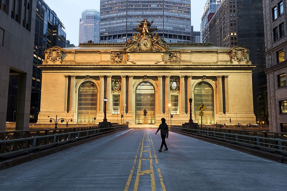 Steve McCurry, Man Walks in Front of Grand Central Terminal, New York, NY, 2016
FujiFlex Crystal Archive Print, 40 x 60 in. (Inquire for additional sizes)
USA-11621