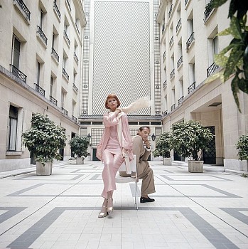 Norman Parkinson -&nbsp;Norman Parkinson Marc Bohan, Vogue, Ed. of 21