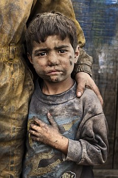 Steve McCurry - Steve McCurry Child Laborer