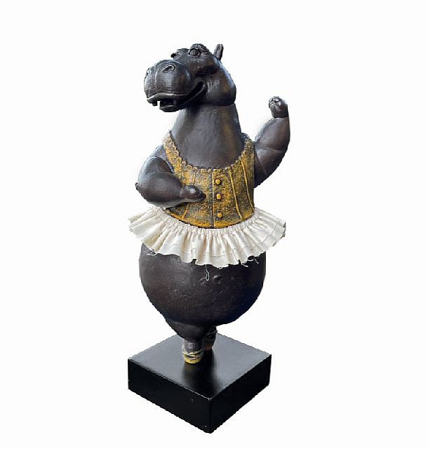 Bjorn Skaarup, Hippo Ballerina Fourth Position, maquette, Ed. 3/9, 2021
bronze with fabric skirt, 11 3/4 x 5 1/2 x 4 1/4 in. (29.8 x 14 x 10.8 cm)
BS072110