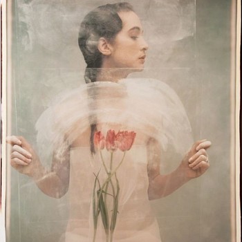 photography:&nbsp;Joyce Tenneson