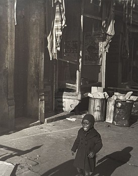 Work:&nbsp;Morris Engel Boy Crying, Harlem