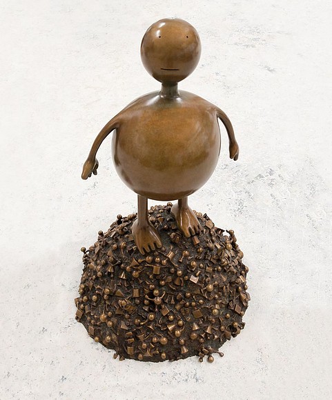Tom Otterness, Innocent Giant, Ed. 1/6, 2017
bronze, 33 x 22 x 22 1/2 in. (83.8 x 55.9 x 57.1 cm)
TO260701