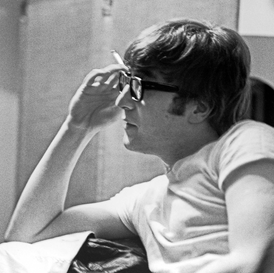 Harry Benson, John Lennon, Edition of 35
archival pigment print
HB1204105